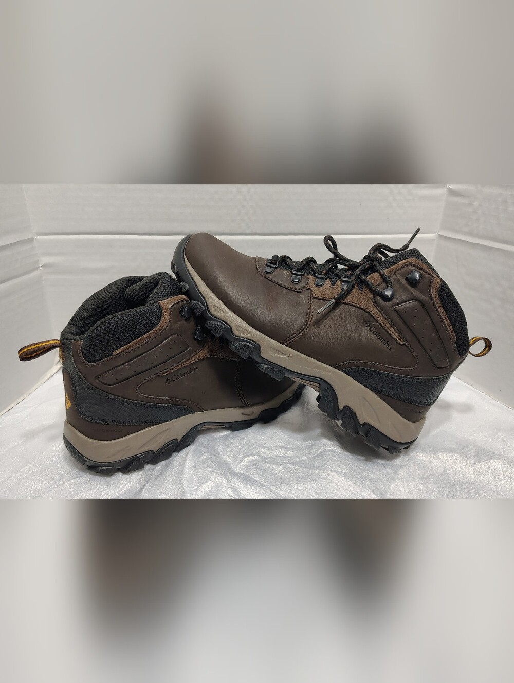 Columbia Newton Ridge Plus ll Waterproof, Men # 10 US Size